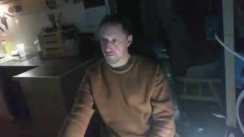Snapshot of jef74700 chatting on January 10, 2025, 4:54 am Jrme online show from January 10, 2025, 4:54 am