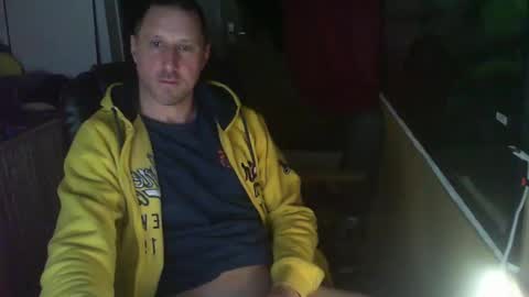 Snapshot of jef74700 chatting on February 9, 2025, 4:36 am Jrme online show from February 9, 2025, 4:36 am