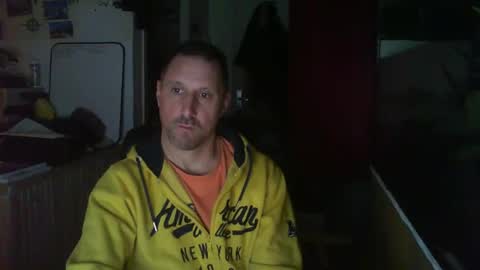 Snapshot of jef74700 chatting on February 13, 2025, 4:32 am Jrme online show from February 13, 2025, 4:32 am