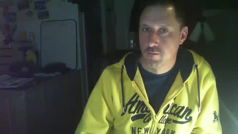 Snapshot of jef74700 chatting on February 19, 2025, 5:27 am Jrme online show from February 19, 2025, 5:27 am
