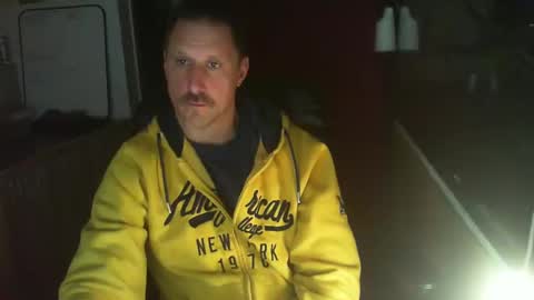 Snapshot of jef74700 chatting on March 4, 2025, 4:49 am Jrme online show from March 4, 2025, 4:49 am