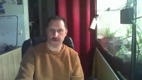 Snapshot of jef74700 chatting on March 10, 2025, 6:16 am Jrme online show from March 10, 2025, 6:16 am