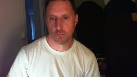 Snapshot of jef74700 chatting on May 3, 2026, 5:13 am Jrme online show from May 3, 2026, 5:13 am