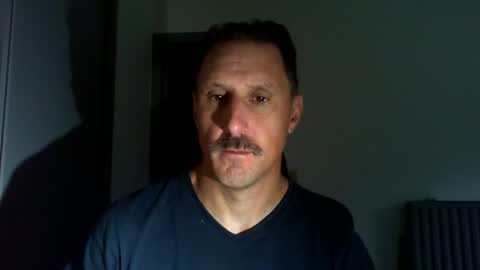 Snapshot of jef74700 chatting on August 6, 2026, 5:20 am Jrme online show from August 6, 2026, 5:20 am