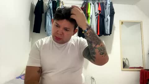 Snapshot of jeff_sexy754 chatting on November 3, 2025, 10:21 pm jeff_sexy754 online show from November 3, 2025, 10:21 pm