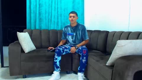 Snapshot of jeffer21_hot chatting on September 20, 2025, 8:04 am jeffer21_hot online show from September 20, 2025, 8:04 am