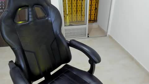 jeins_22 online show from December 12, 2024, 4:04 am