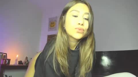 Snapshot of jeinsssgreys chatting on January 25, 2025, 2:04 am Greys online show from January 25, 2025, 2:04 am