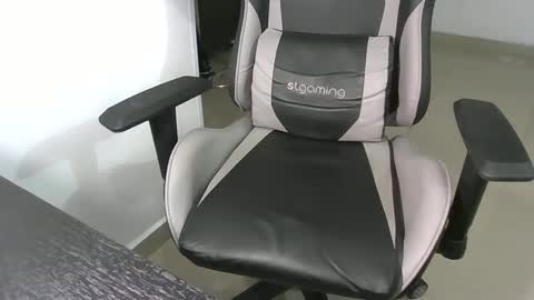 jeison_alex online show from September 9, 2025, 5:34 pm
