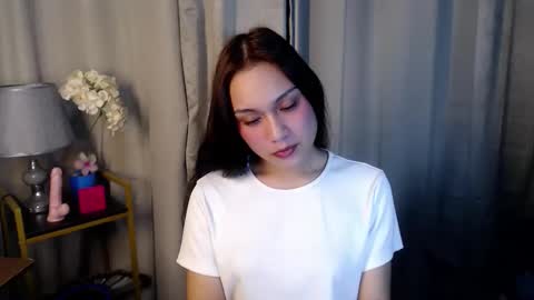 Jelian online show from November 30, 2025, 6:12 pm