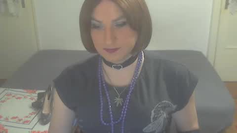 Snapshot of jellena87 chatting on February 9, 2025, 6:47 pm Jellena online show from February 9, 2025, 6:47 pm