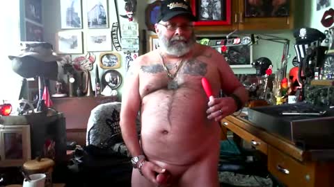 Snapshot of jello9 chatting on February 7, 2025, 7:06 pm Jello9 online show from February 7, 2025, 7:06 pm