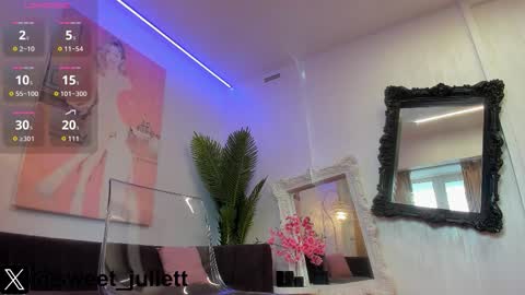 jelly__beanss online show from November 3, 2025, 7:42 am