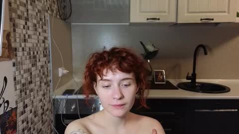 Snapshot of jelly_cherry chatting on December 18, 2025, 9:21 pm Emily online show from December 18, 2025, 9:21 pm