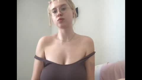 Inna  online show from June 2, 2026, 9:22 am