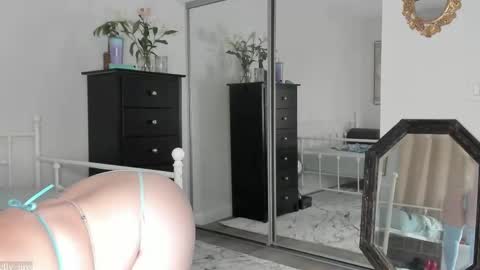 Snapshot of jelly_jinx chatting on February 23, 2026, 1:58 am jelly online show from February 23, 2026, 1:58 am
