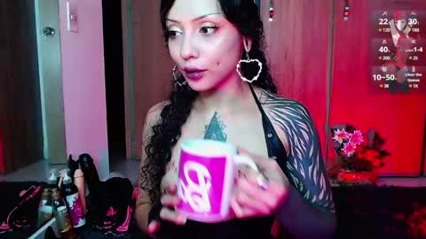 Snapshot of jen_ziur chatting on December 6, 2024, 8:37 am jen online show from December 6, 2024, 8:37 am