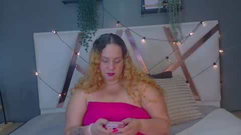 Jena  online show from April 1, 2026, 2:56 am