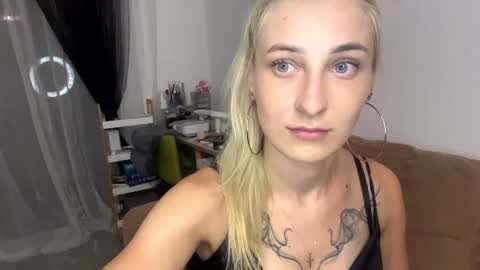 Snapshot of jenetrigg chatting on July 14, 2026, 9:42 pm Joani online show from July 14, 2026, 9:42 pm