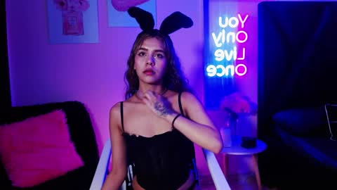 Snapshot of jeni_fire chatting on May 26, 2026, 1:07 pm jeni_fire online show from May 26, 2026, 1:07 pm