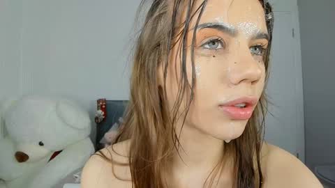 Snapshot of jenie_fire chatting on January 26, 2025, 7:31 pm Dolly online show from January 26, 2025, 7:31 pm