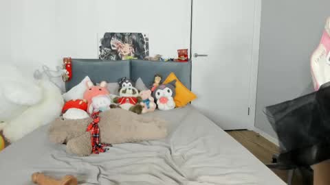 Snapshot of jenie_fire chatting on February 21, 2025, 1:22 pm Dolly online show from February 21, 2025, 1:22 pm