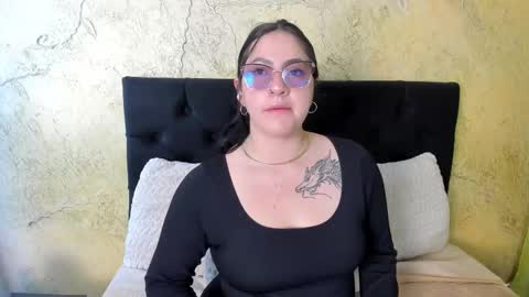 jeniferpowell_nm online show from February 8, 2026, 3:26 pm