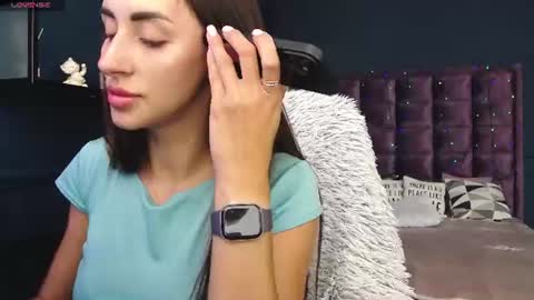 Snapshot of jeniferstone chatting on July 24, 2026, 7:39 am Kira online show from July 24, 2026, 7:39 am