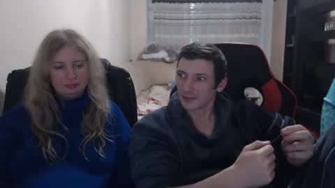 JenisAndPeter online show from February 5, 2025, 9:07 pm