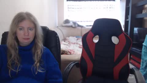 JenisAndPeter online show from February 6, 2025, 7:13 am