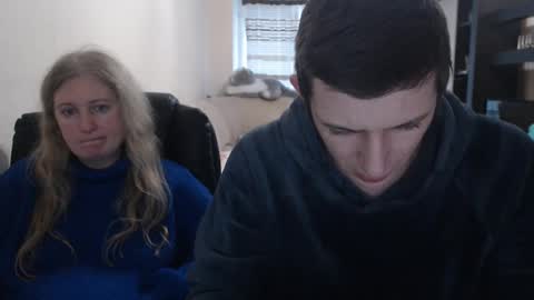 JenisAndPeter online show from February 6, 2025, 1:32 pm
