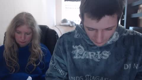 JenisAndPeter online show from February 8, 2025, 10:50 am