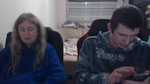 JenisAndPeter online show from February 8, 2025, 7:59 pm