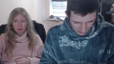 JenisAndPeter online show from February 10, 2025, 7:04 am