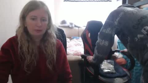 JenisAndPeter online show from February 15, 2025, 11:06 am