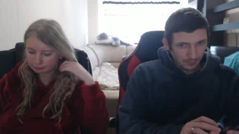JenisAndPeter online show from February 17, 2025, 11:55 am