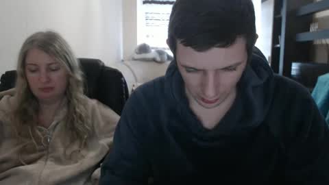 JenisAndPeter online show from February 20, 2025, 1:08 pm