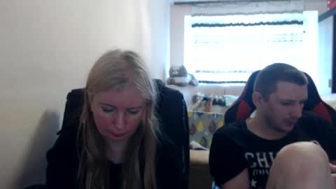 JenisAndPeter online show from May 23, 2026, 6:07 am