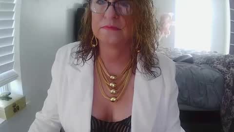 jenna197069 online show from January 1, 2025, 5:00 pm