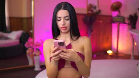 jenna_day online show from January 24, 2025, 6:57 am