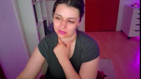 jennasxy19 online show from October 7, 2025, 10:34 am
