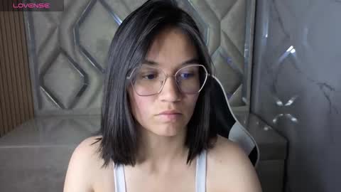 Online 800 to 1400 online show from October 24, 2025, 3:14 am