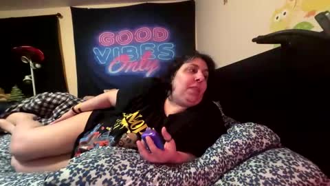  Dragon Queen. Be my Dragon --  and  online show from October 8, 2025, 10:07 pm