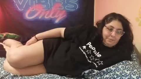 Snapshot of jennabrady chatting on July 2, 2026, 3:45 am Dragon Queen. Be my Dragon -- and online show from July 2, 2026, 3:45 am