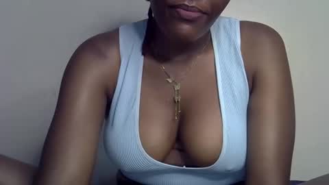 Jennahjeylah online show from February 13, 2026, 8:05 pm