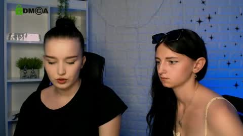 Snapshot of jennakissu chatting on May 25, 2026, 12:44 pm Jenna online show from May 25, 2026, 12:44 pm