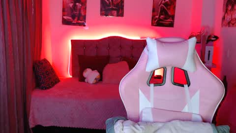 jennal_010 online show from February 20, 2025, 2:40 am