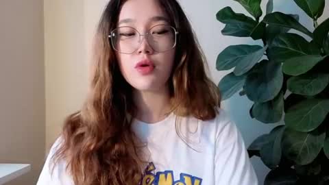 Snapshot of jennatyan chatting on July 21, 2026, 5:32 am JENNA online show from July 21, 2026, 5:32 am