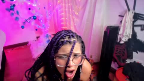 follow me in me  IG jenndy971 online show from December 28, 2024, 6:28 am