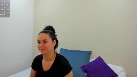 jenner_madison online show from March 11, 2026, 1:06 pm